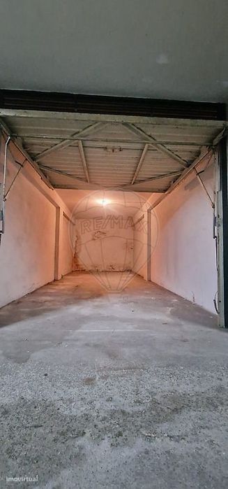 Garagem  para arrendamento