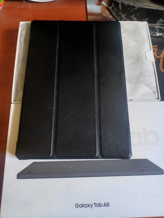 Планшет Samsung Galaxy A8 4/64gb