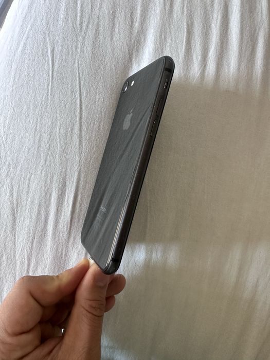 Vendo iphone 8 em otimo estado