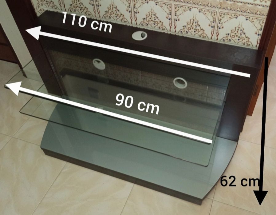 Móvel TV de vidro e madeira