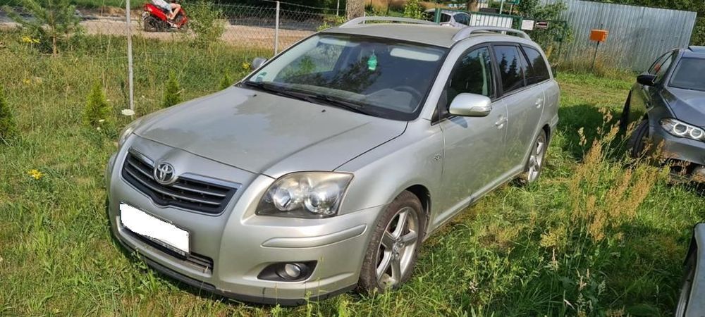TOYOTA AVENSIS T25 LIFT DRZWI PRAWE PRZÓD KPL. EUROPA 1C0