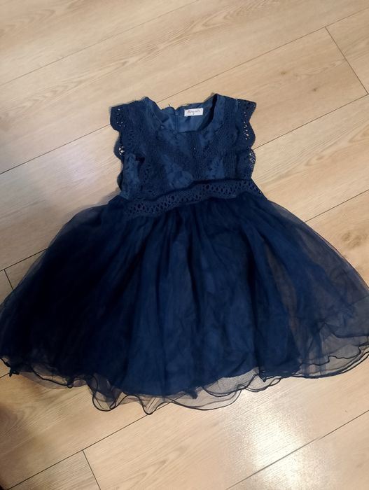 Sukienki 116 rozmiar tiulowe eleganckie