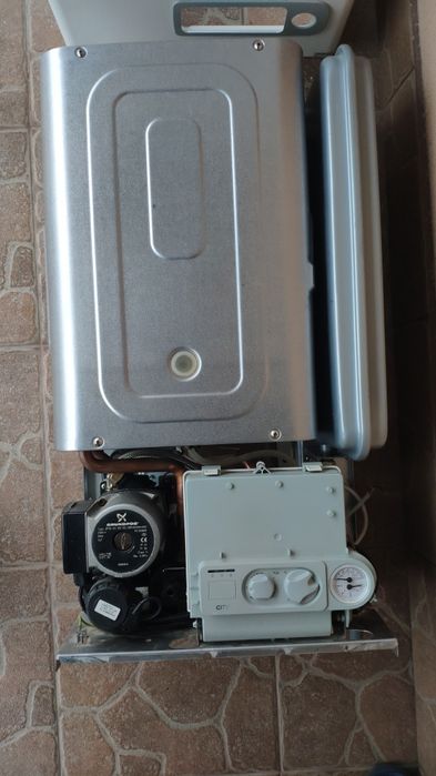 Продам газовий котел Beretta