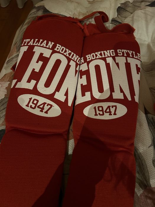 Perneiras Leone Kickboxe usadas