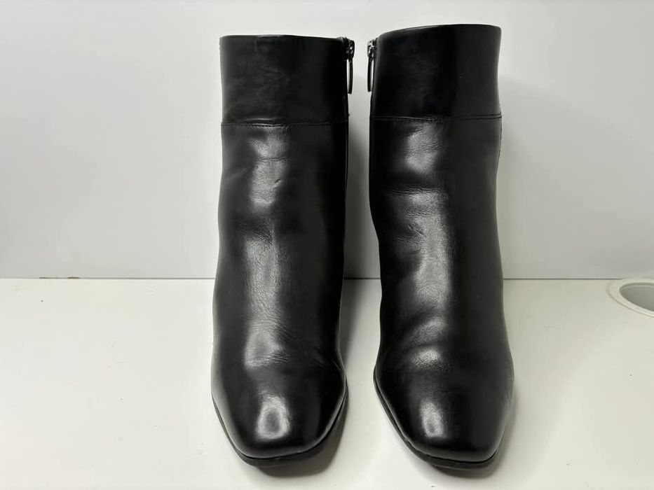 Botki skórzane delikatnie ocieplane Tamaris Rozmiar 38 czarne