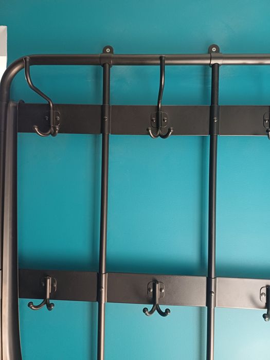 Ikea wieszak na kurtki z miejscem na buty i siedziskiem