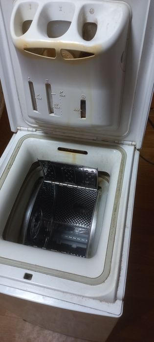 Whirlpool AWE 6415 продам вертикальную стиралку