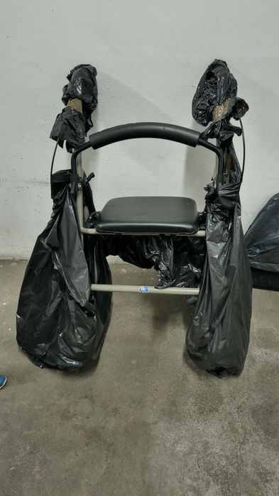 Chodzik pchacz balkonik  wózek dla osoby starszej dorosłej