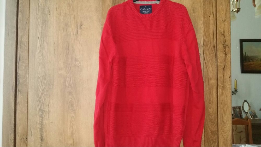 Sweter czerwony męski