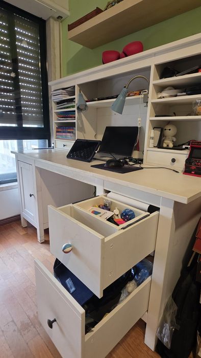 Vendo secretaria ikea - 2 módulos