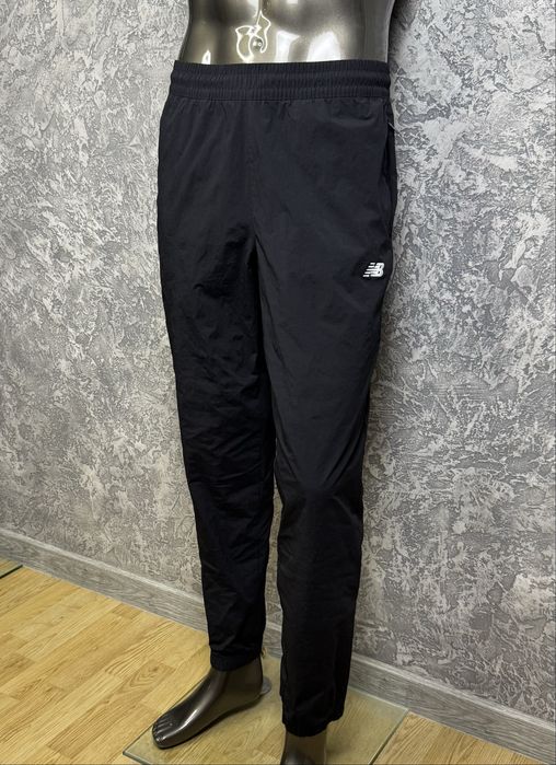 New Balance штаны L-XL размер трекинговые черные на манжетах