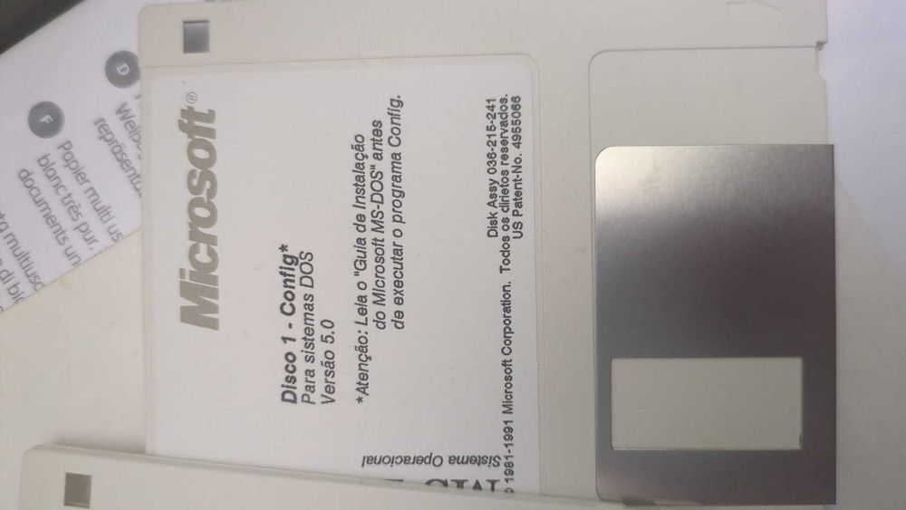 Envelope e disquetes originais Microsoft DOS 5