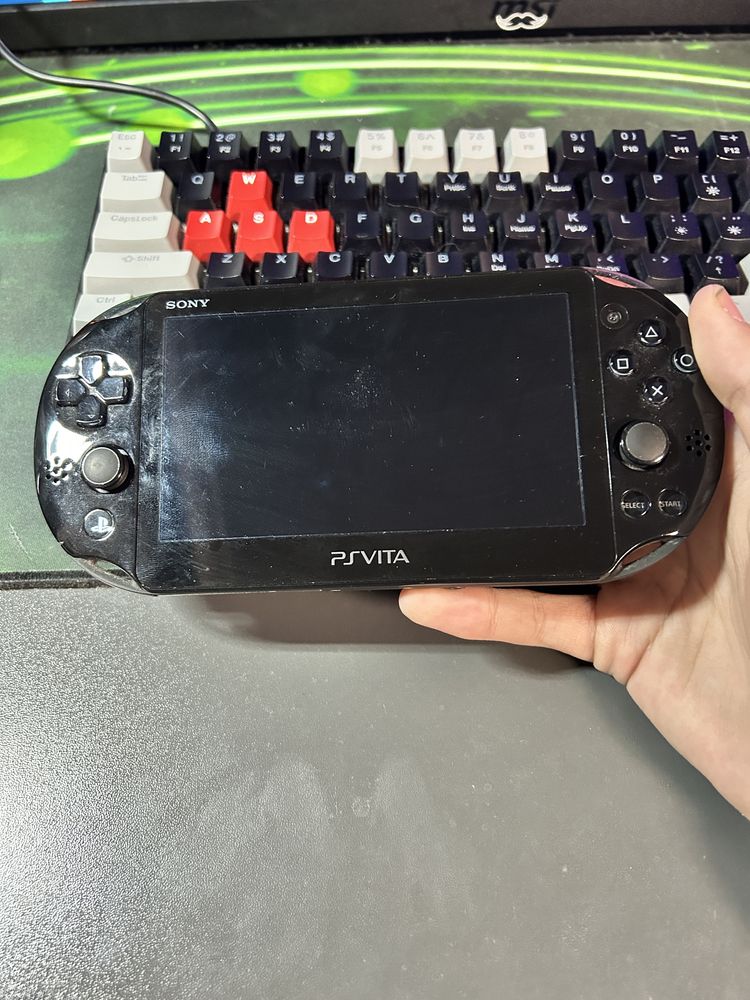 Ps vita slim 2000 128gb: 5 700 грн. - Приставки Угорники на Olx