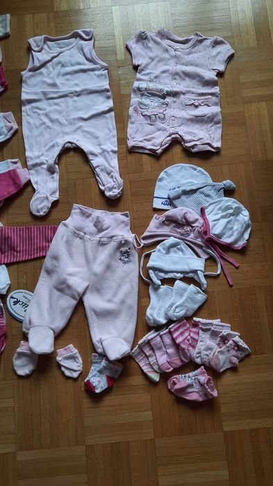 Paka ubrań dla dziewczynki 62cm
