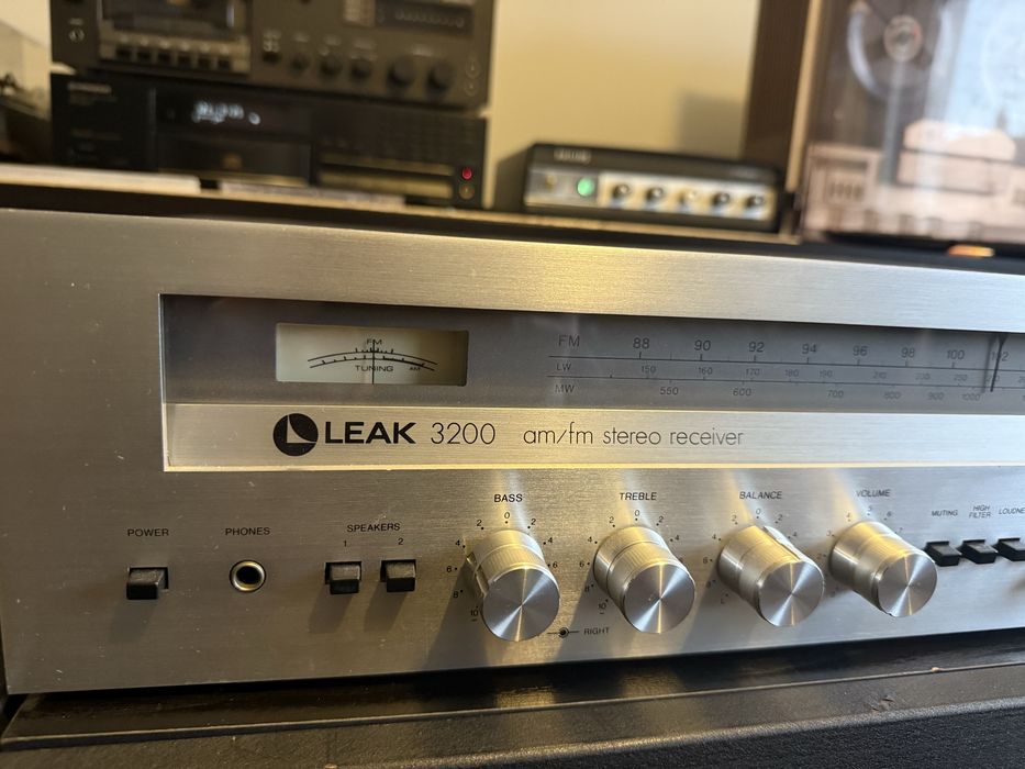 Leak 3200 receiver