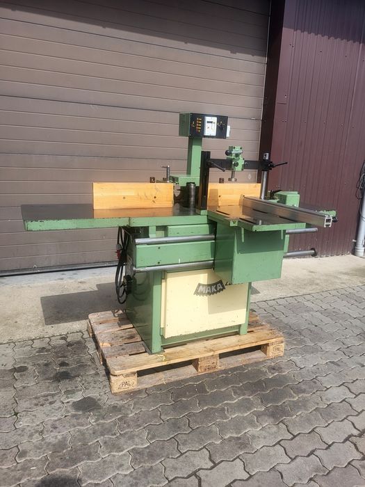 Фрезерний верстат Maka