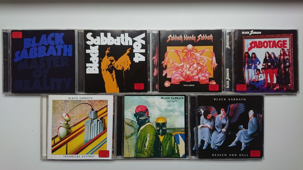 Семь CD Black Sabbath