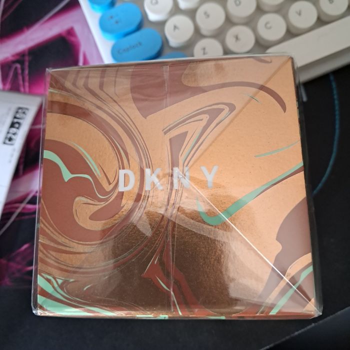 Perfumy DKNY Latte pistachio
