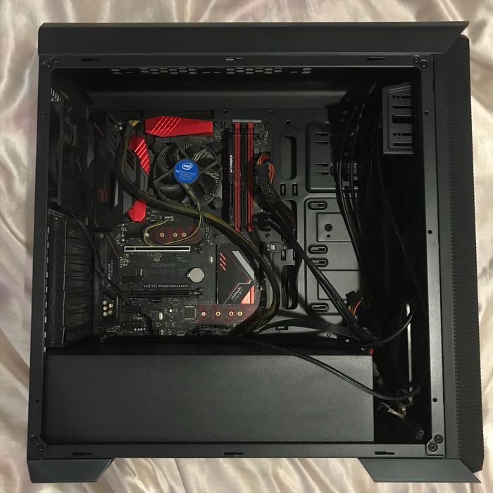 Ігровий ПК/Игровой ПК 3.6ghz, i7-7700