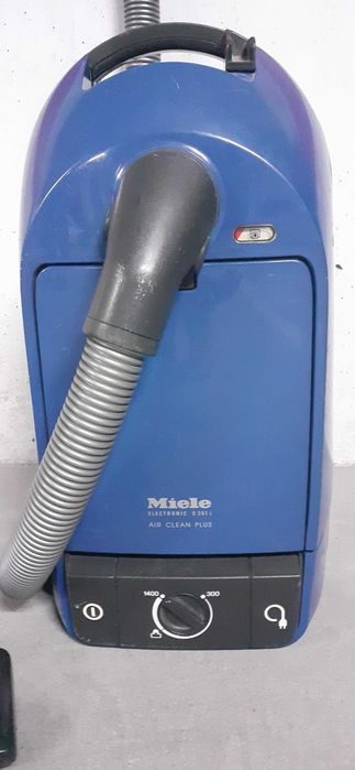 Aspirador Miele cor azul