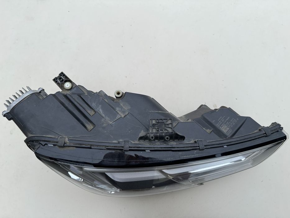 Фара фари audi a4 b9 2016-2019 права (2018) 8W0.941.034.B