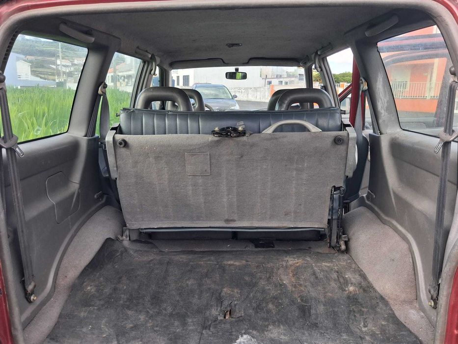 Vendo Nissan Terrano II 2.7 TD (TD27T) 101 cv.