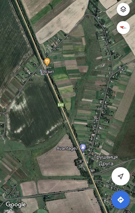 Земля над трасою Киів-Чоп