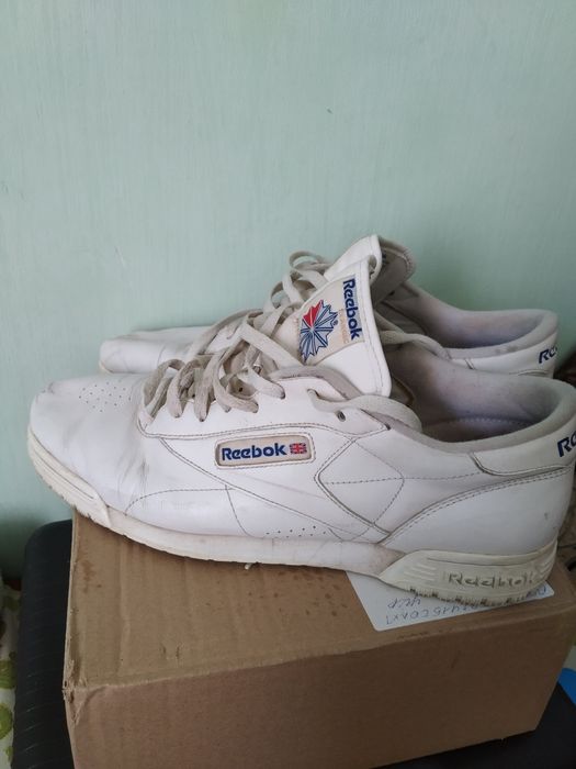 Продам красовки 46 размера.