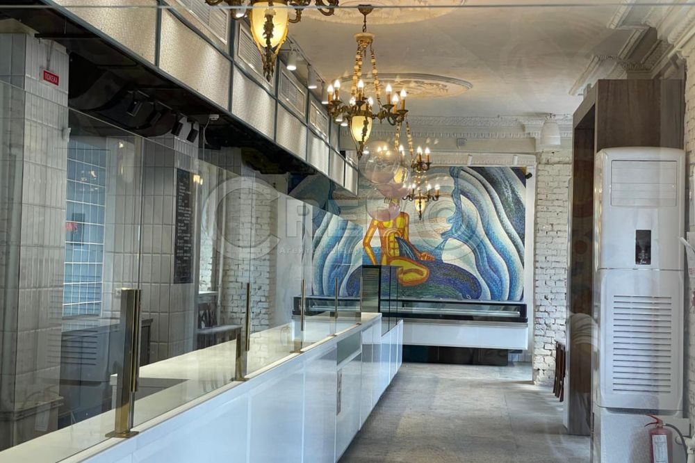 Продаж приміщення центр міста вул. Комерційна