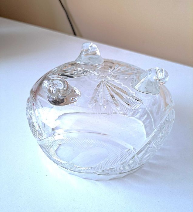 Kryształowa mała miska na słodycze, cukierki, 11 cm.