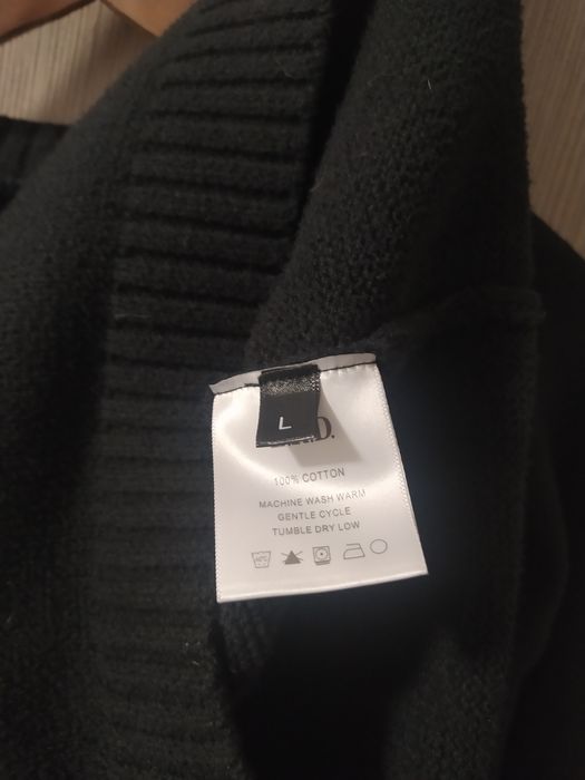 Продам светер ERD