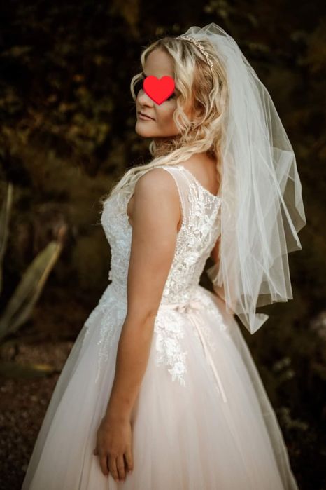 Sprzedam suknię ślubną