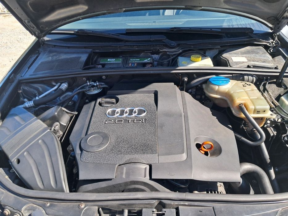 Audi A4 sline  2.0  ,  170cv   em bom estado geral
