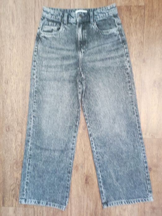 Джинси Reserved 152р.