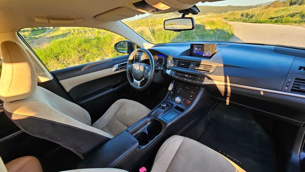 Lexus CT 200h Executive - Híbrido, Económico e Extremamente Fiável