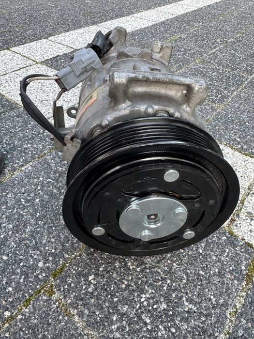 Sprężarka klimatyzacji Jeep cherokee