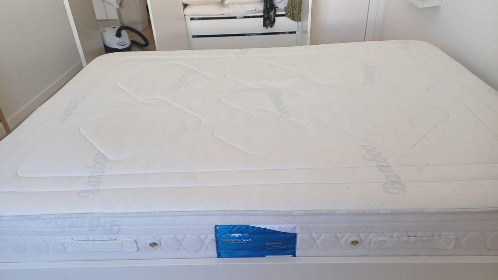 Estrutura cama com arrumação