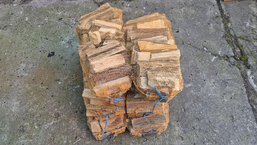 Drewno kominkowe, do pieca, drewno na rozpałkę sosnowe suche