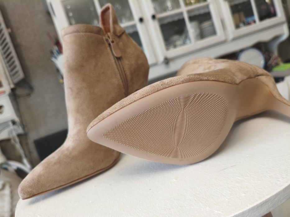 Wiosenne lub letnie  buty na szpilce ..lekkie