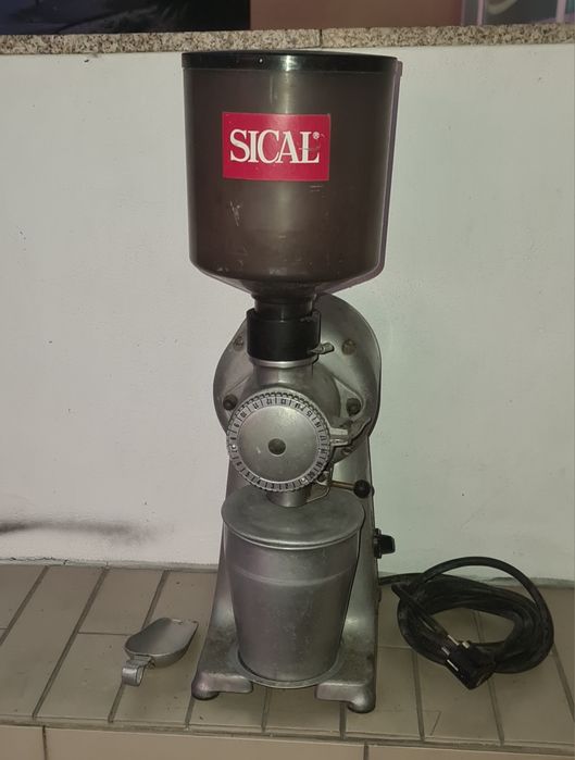 Moinho de café antigo