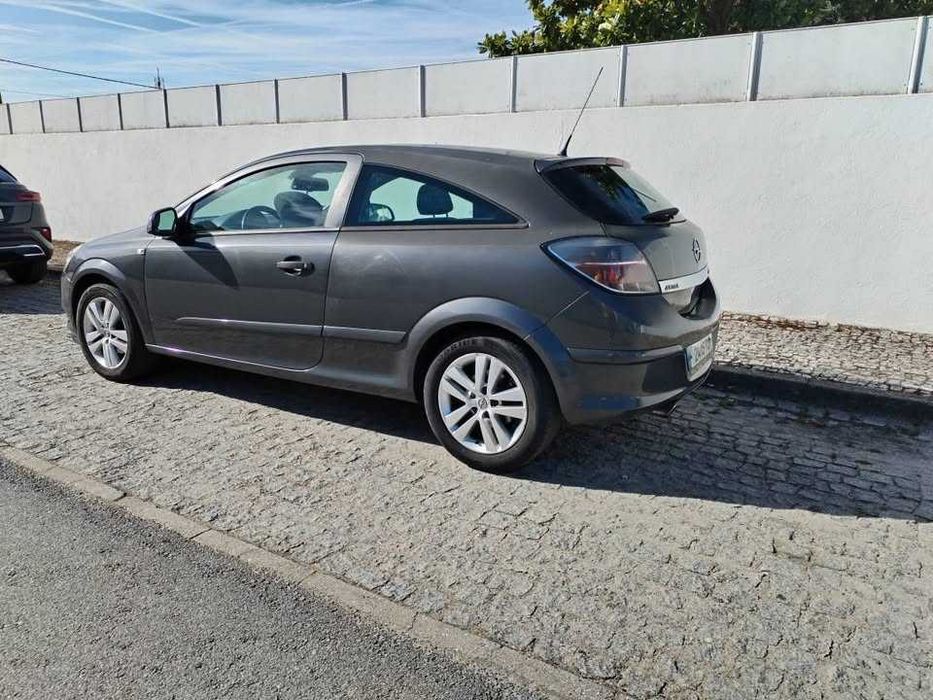 Opel Astra 1.7  110cv de fev de 2010
