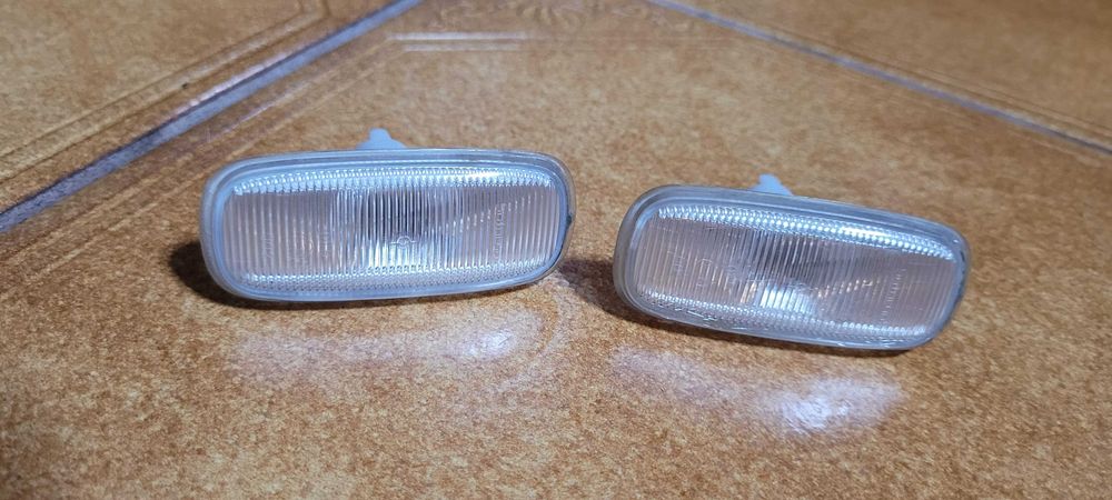 Piscas Originais Guarda-Lamas Audi A4 B5 8D Facelift 1999 a 2001