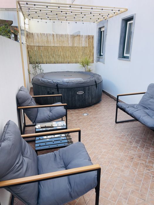 Jacuzzi ate 40° + Luzes de Led + Kit Limpeza e aspirador (NA GARANTIA)