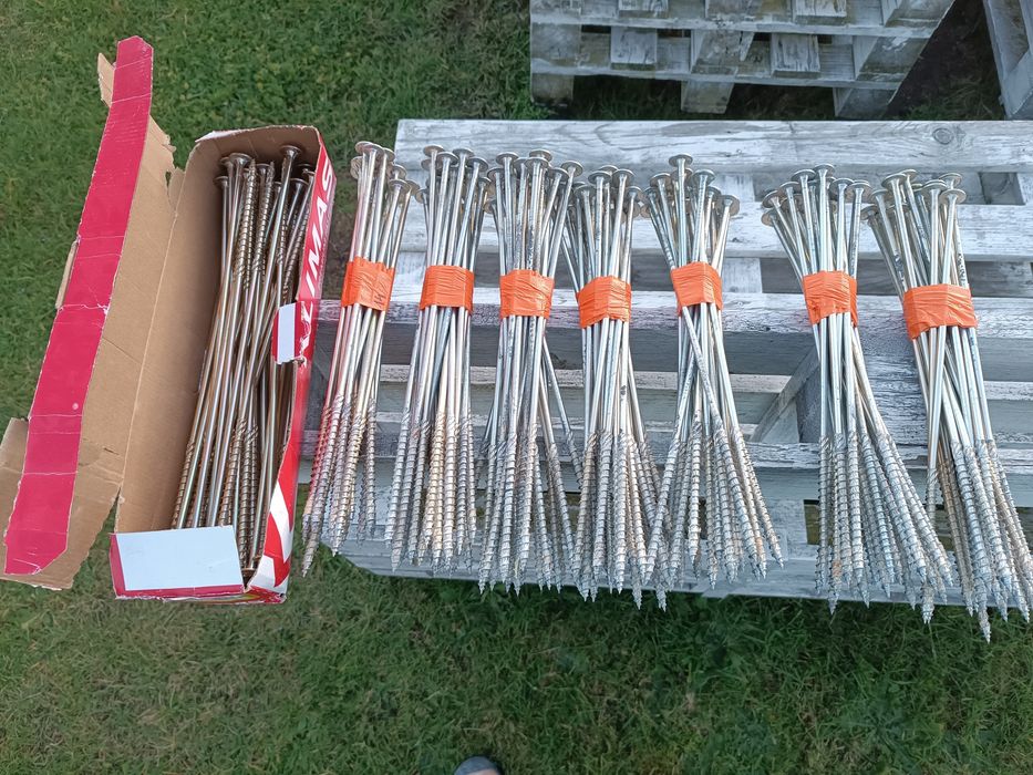 Wkręty ciesielskie "szpaksy" 8 x 360