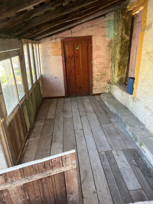 Vendo casa para restauro