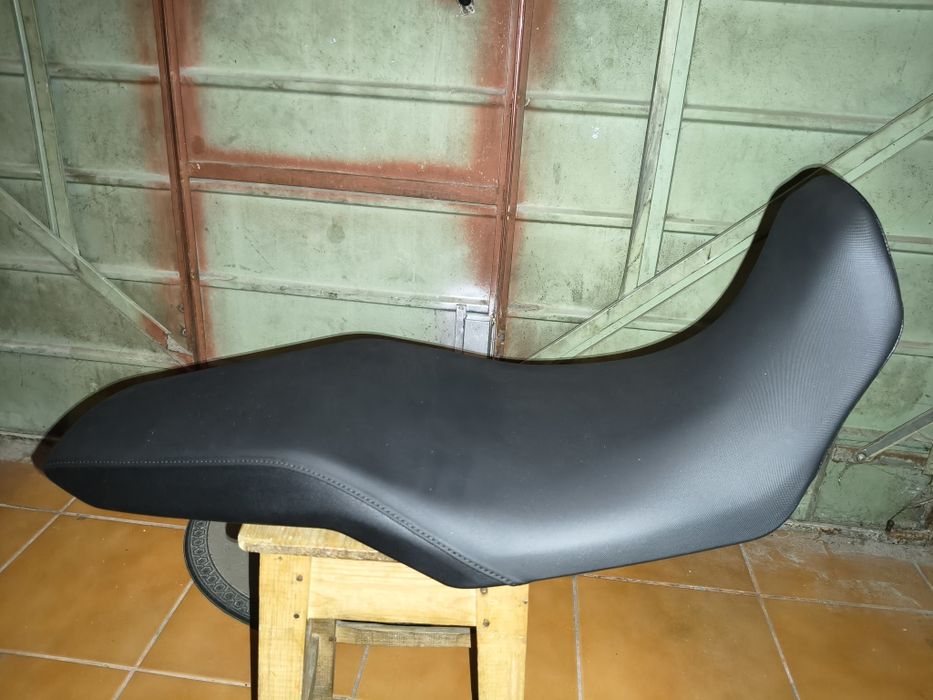 Banco baixo Honda Transalp 750 XL