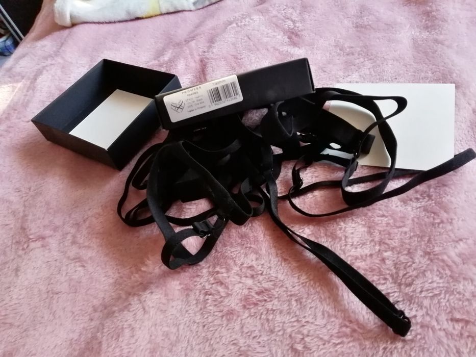 biustonosz PROMEES YAZMIN komplet panties walentynki bra uprząż majtki