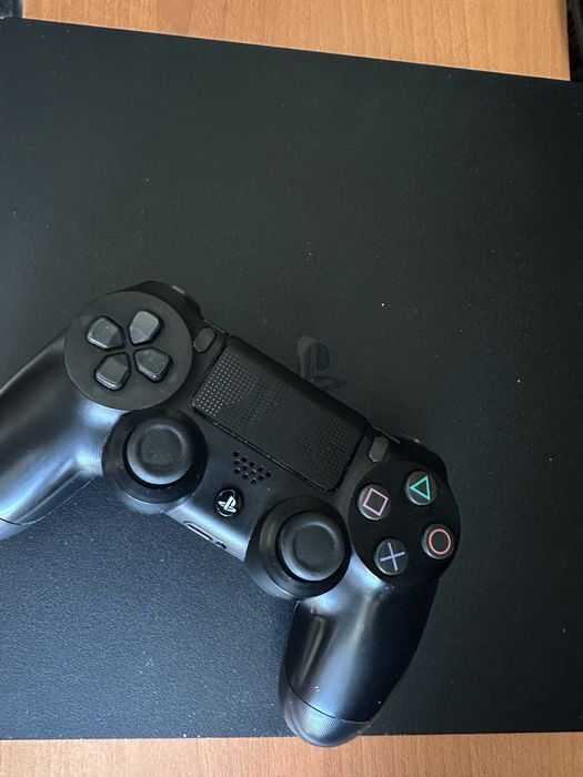 PS4 Slim 1Tb com comando