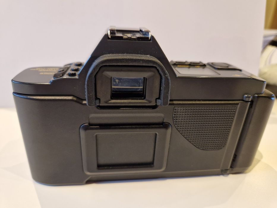 Canon T70 analog64551693624835121