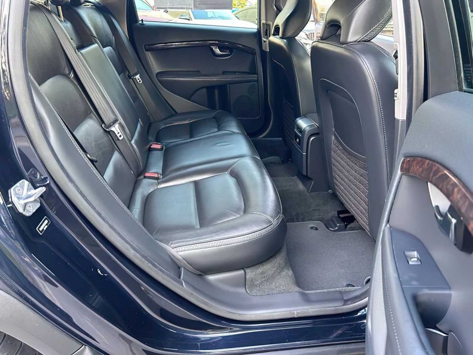 Volvo XC70 T5 Premier      2016